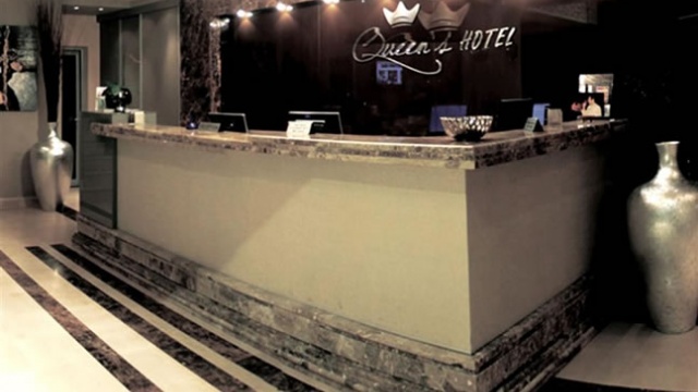 Queens Hotel