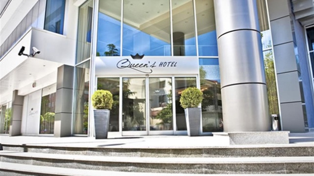 Queens Hotel 