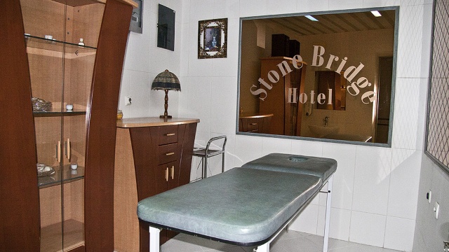 Hotel Stone Bridge