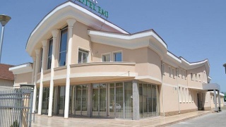 Hotel Emi